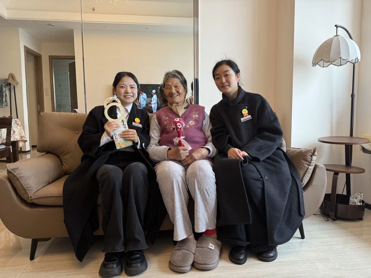 1761815217358035651.jpg 8c0ade335e7166336cd9f0d4c85fe9da.jpg