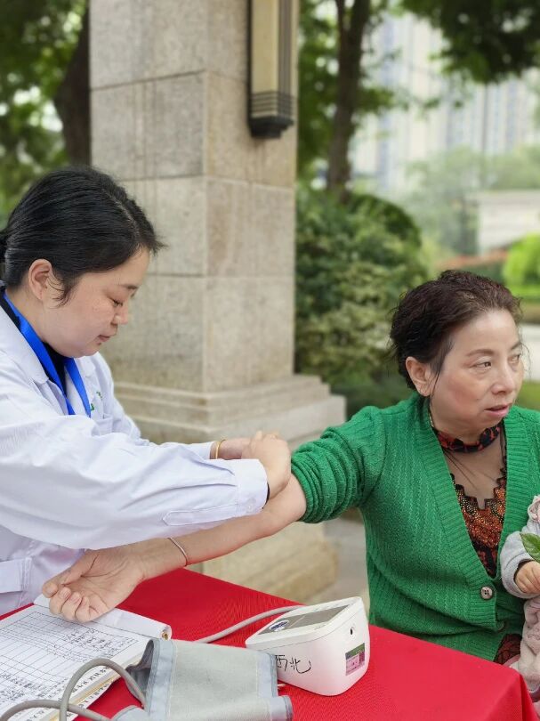 1761815497483059009.jpg ef74817b974c1c78932776276eb8d990.jpg