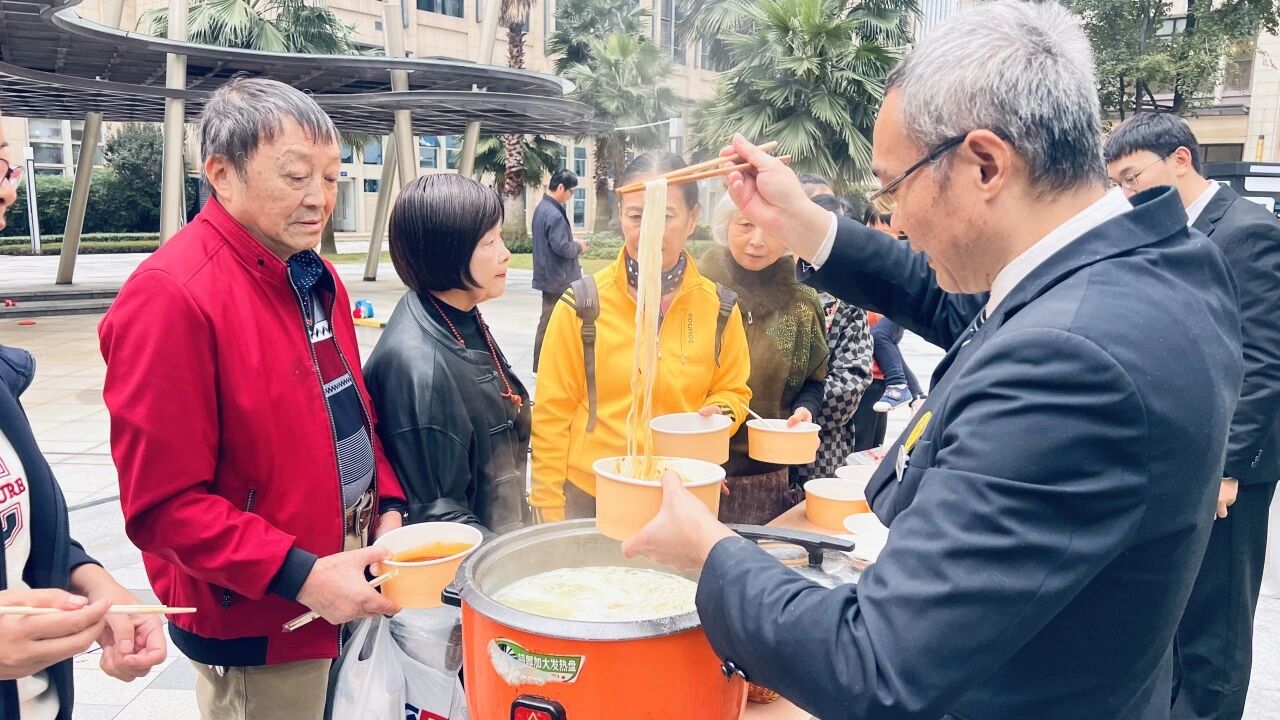 1761815695405081427.jpg 80026b1c7238e70eba102f1ba1ff9bb1.jpg