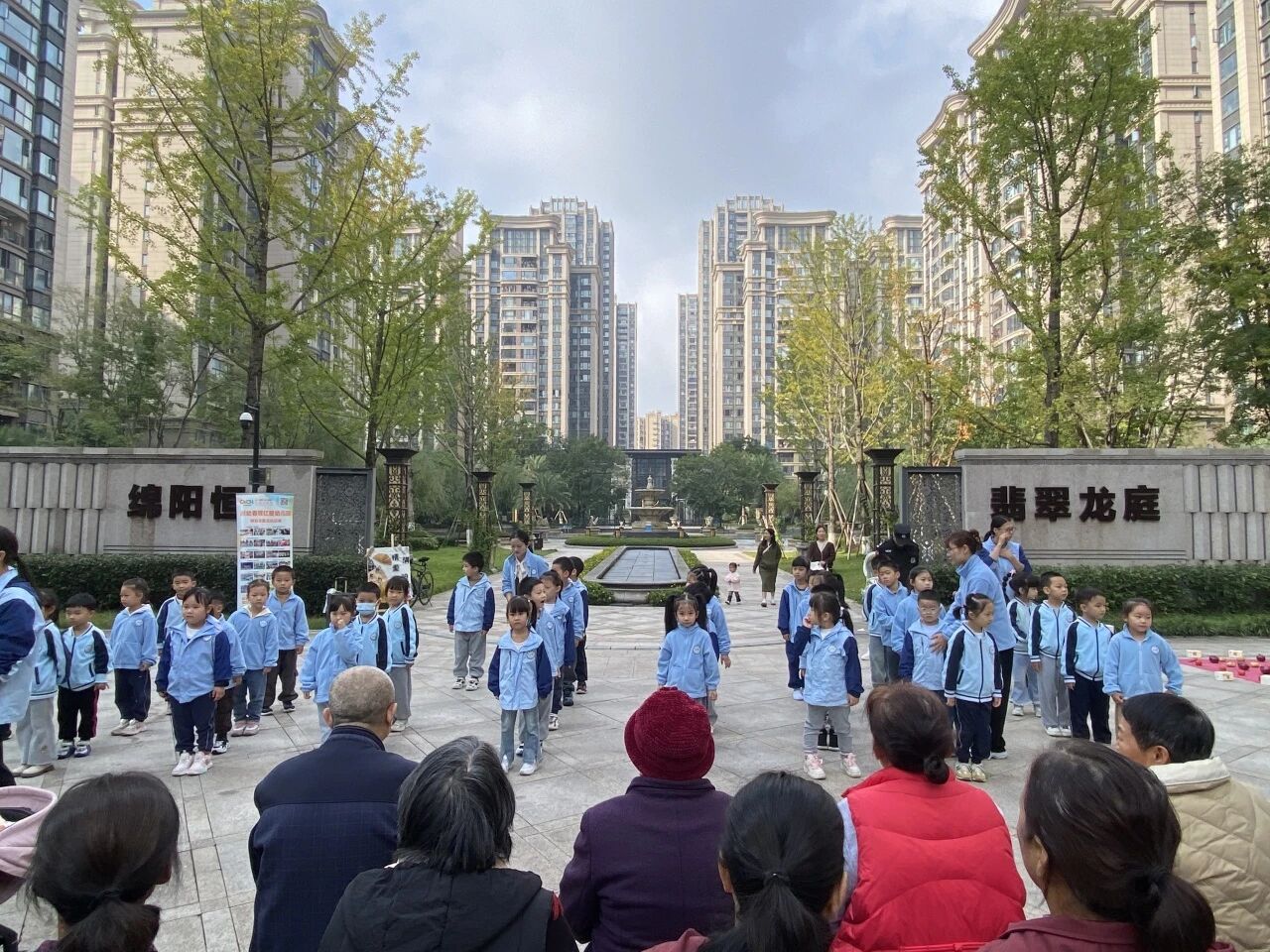 1761815934889059493.jpg aa94654af5322f45b62705a6efa5b71c.jpg