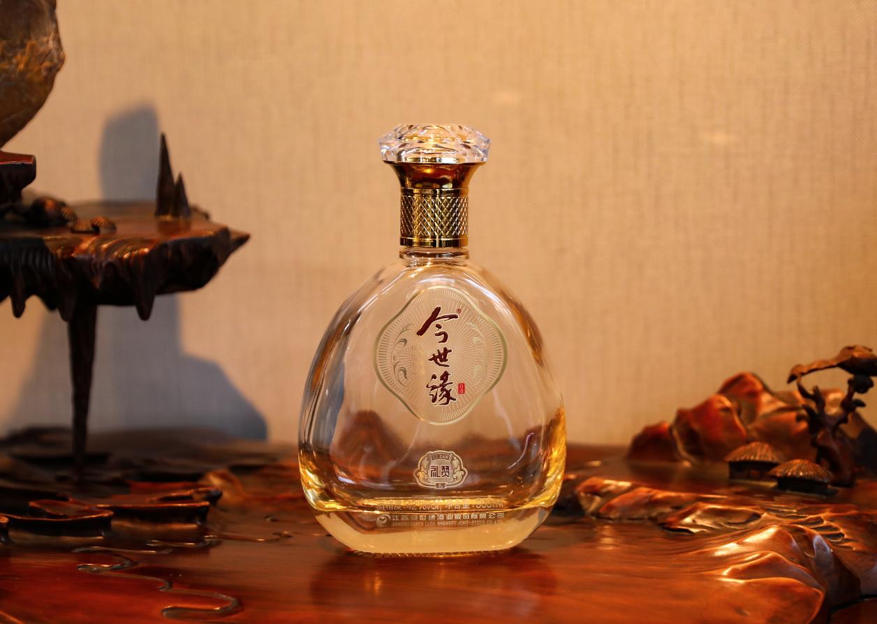 人间烟火气，最抚凡人心—适配中高端圈层的白酒单品—今世缘