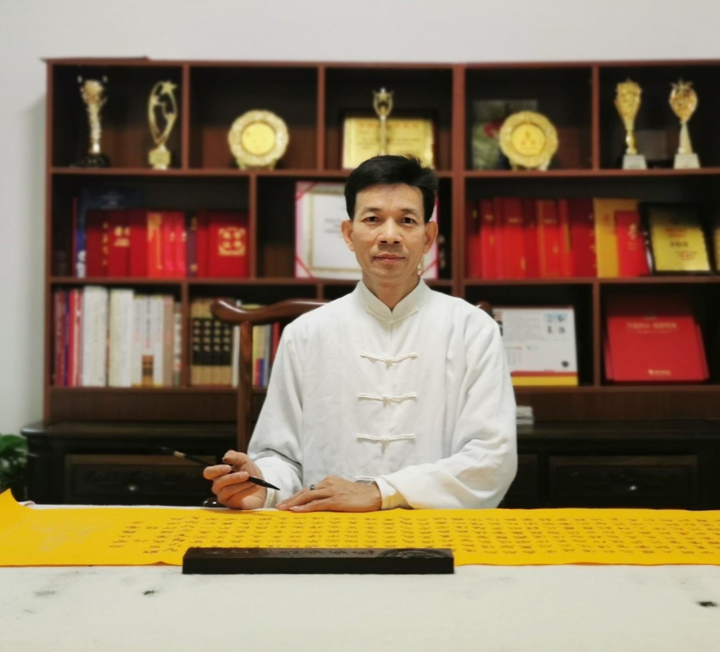 弘扬传统文化·振兴文化强国—书画名家李伯深作品鉴赏