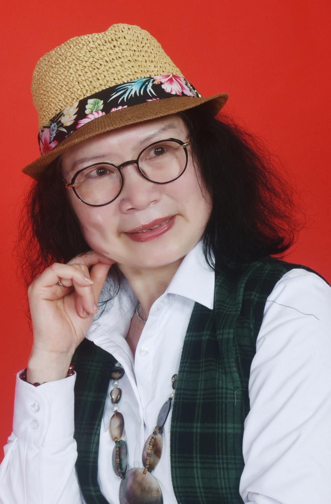 珍爱和平·摄影鉴赏——国际和平艺术推选人物蔡青青