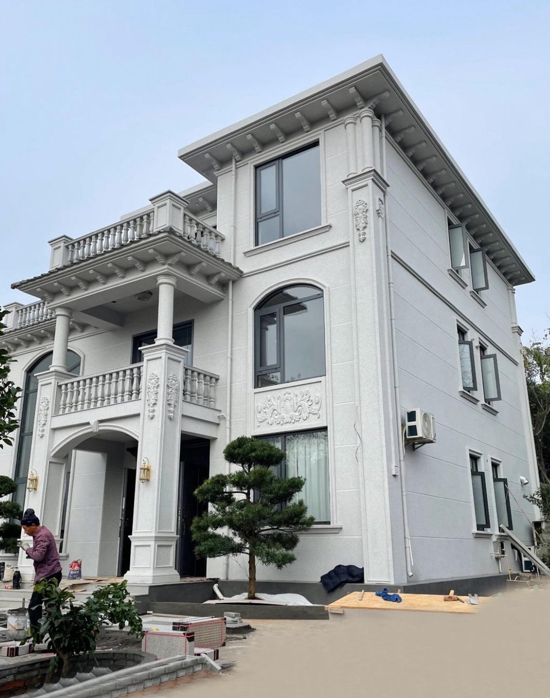 自建房外墙装饰焕新潮仿石漆!揭秘 2025 年十大品质仿石漆品牌!